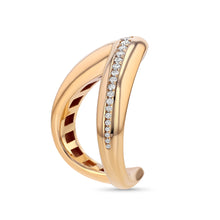 The Diamond 'V' Ring