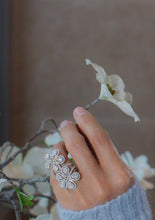 Double Flower Ring (White Gold) - Best & Co.